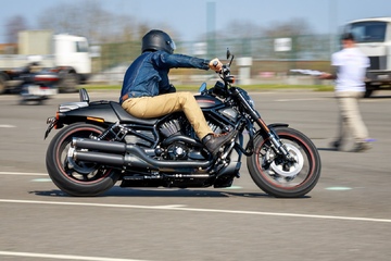 Harley-Davidson-motoschkola-0141