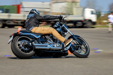 Harley-Davidson-motoschkola-0145