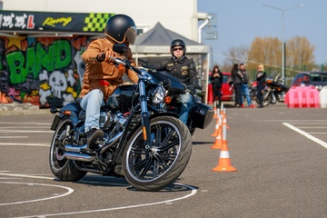 Harley-Davidson-motoschkola-0156